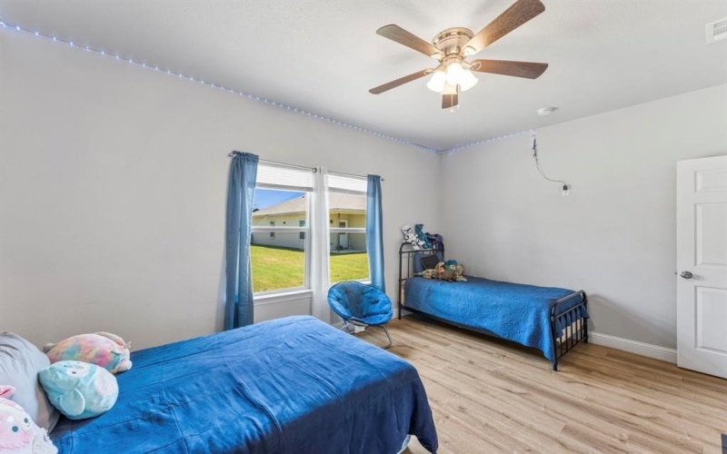 402 ROBBINS Street, Cleburne, TX 76031, 4 Bedrooms Bedrooms, ,2 BathroomsBathrooms,Residential,For Sale,402 ROBBINS Street,20947277