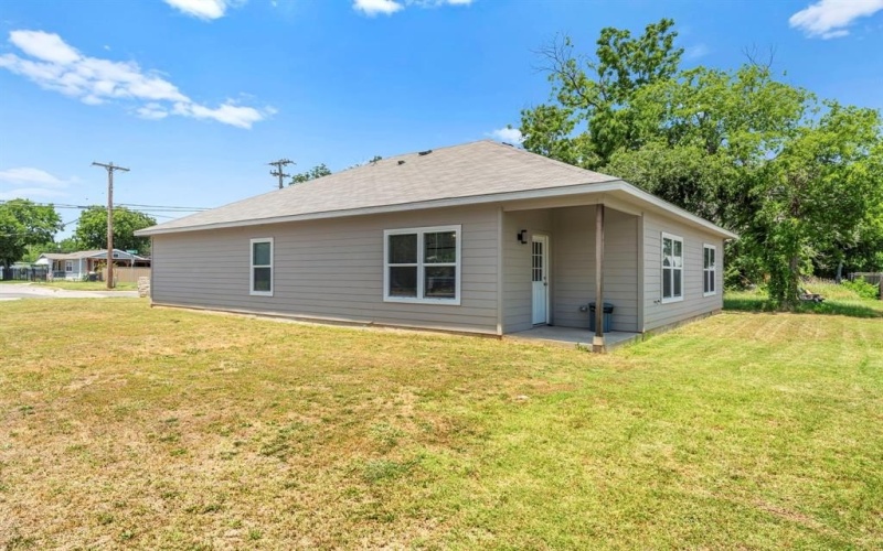 402 ROBBINS Street, Cleburne, TX 76031, 4 Bedrooms Bedrooms, ,2 BathroomsBathrooms,Residential,For Sale,402 ROBBINS Street,20947277