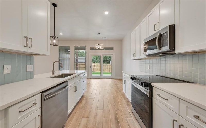 137 Willow Lane, Roanoke, TX 76262, 4 Bedrooms Bedrooms, ,2 BathroomsBathrooms,Residential,For Sale,137 Willow Lane,20947960