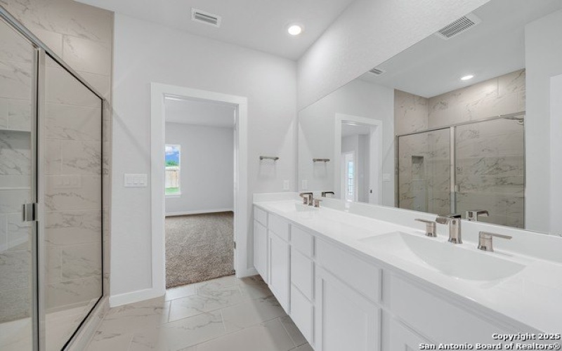 771 fort leonard, San Antonio, TX 78245, 4 Bedrooms Bedrooms, ,3 BathroomsBathrooms,Residential,For Sale,771 fort leonard,1870600