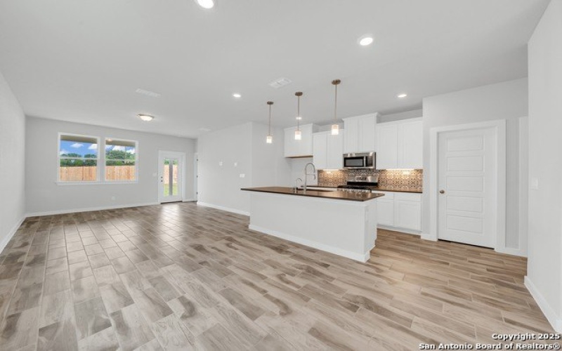 771 fort leonard, San Antonio, TX 78245, 4 Bedrooms Bedrooms, ,3 BathroomsBathrooms,Residential,For Sale,771 fort leonard,1870600