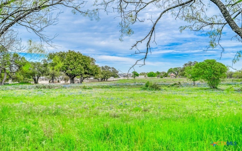 302 Parallel Circle, Horseshoe Bay, TX 78657, 2 Bedrooms Bedrooms, ,2 BathroomsBathrooms,Residential,For Sale,302 Parallel Circle,579770