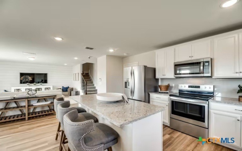 1537 Sky Vista Drive, Belton, TX 76513, 4 Bedrooms Bedrooms, ,3 BathroomsBathrooms,Residential,For Sale,1537 Sky Vista Drive,581364