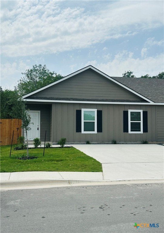 516 Hudson St, Seguin, TX 78155, 3 Bedrooms Bedrooms, ,2 BathroomsBathrooms,Residential Lease,For Rent,516 Hudson St,581483