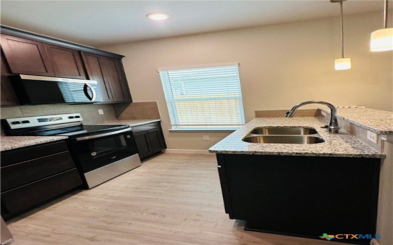 516 Hudson St, Seguin, TX 78155, 3 Bedrooms Bedrooms, ,2 BathroomsBathrooms,Residential Lease,For Rent,516 Hudson St,581483