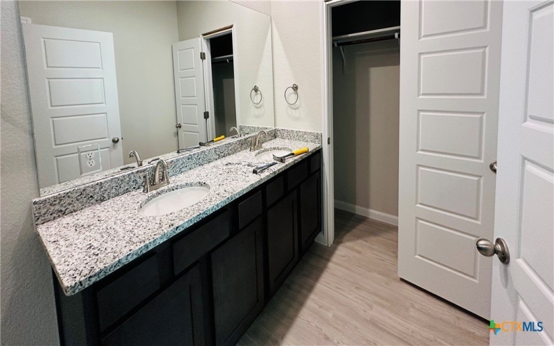 516 Hudson St, Seguin, TX 78155, 3 Bedrooms Bedrooms, ,2 BathroomsBathrooms,Residential Lease,For Rent,516 Hudson St,581483