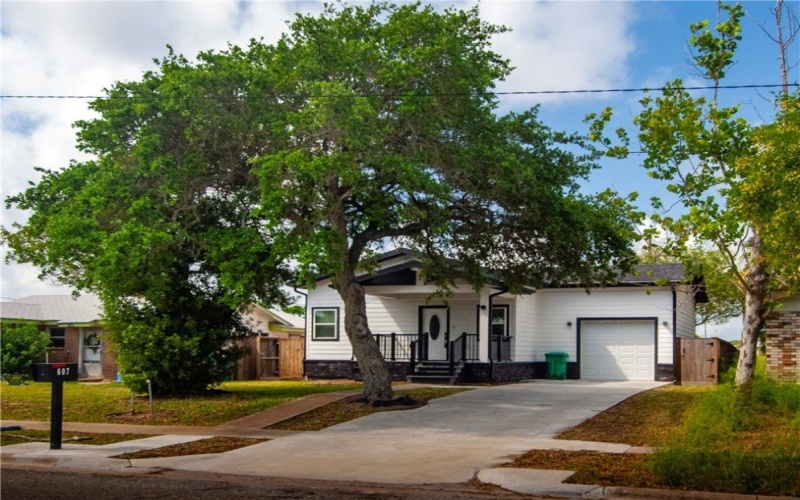 607 Matlock, Aransas Pass, TX 78336, 2 Habitaciones Habitaciones , ,1 BañoBaños,Residential,En Venta,607 Matlock,459697