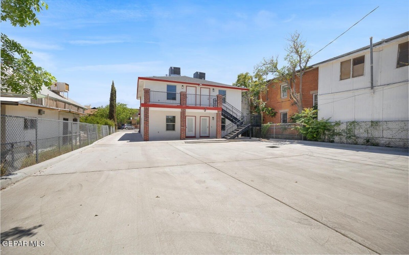 1107 MYRTLE Avenue unit: A #A, El Paso, TX 79901, 1 Bedroom Bedrooms, ,1 BathroomBathrooms,Residential Multi Family,For Sale,1107 MYRTLE Avenue unit: A,923408