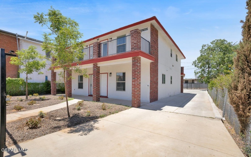 1107 MYRTLE Avenue unit: A #A, El Paso, TX 79901, 1 Bedroom Bedrooms, ,1 BathroomBathrooms,Residential Multi Family,For Sale,1107 MYRTLE Avenue unit: A,923408