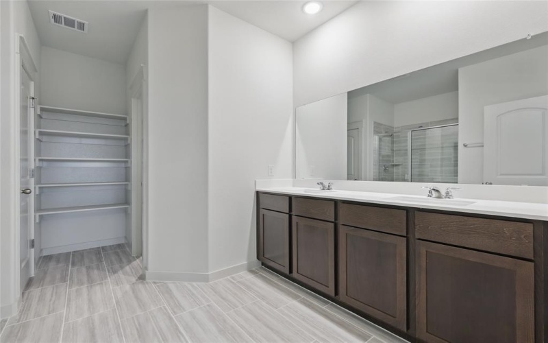 1118 Baker Bridge Drive, Forney, TX 75126, 3 Bedrooms Bedrooms, ,2 BathroomsBathrooms,Residential,For Sale,1118 Baker Bridge Drive,20781254