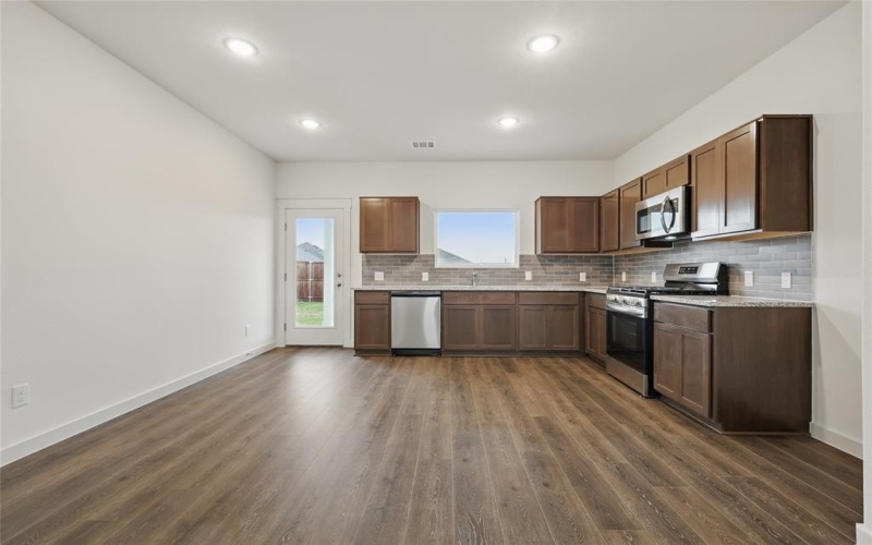 1118 Baker Bridge Drive, Forney, TX 75126, 3 Bedrooms Bedrooms, ,2 BathroomsBathrooms,Residential,For Sale,1118 Baker Bridge Drive,20781254