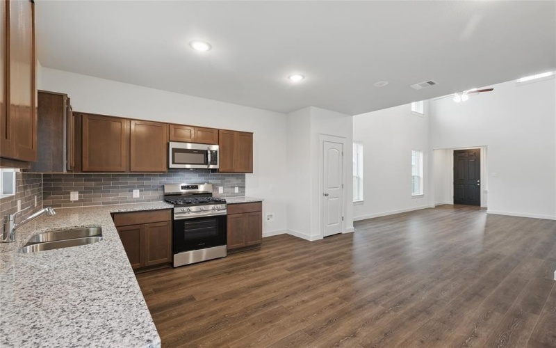 1118 Baker Bridge Drive, Forney, TX 75126, 3 Bedrooms Bedrooms, ,2 BathroomsBathrooms,Residential,For Sale,1118 Baker Bridge Drive,20781254