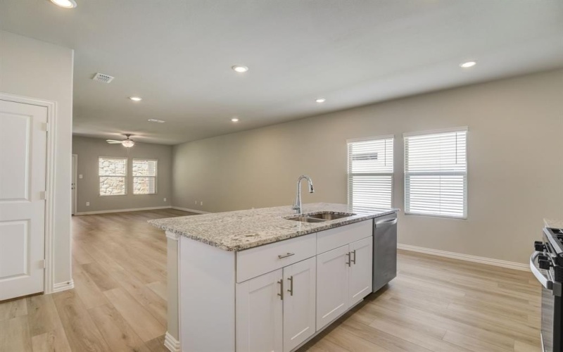109 Greenbriar Drive, Princeton, TX 75071, 3 Habitaciones Habitaciones , ,2 BañosBaños,Residential,En Venta,109 Greenbriar Drive,20946078