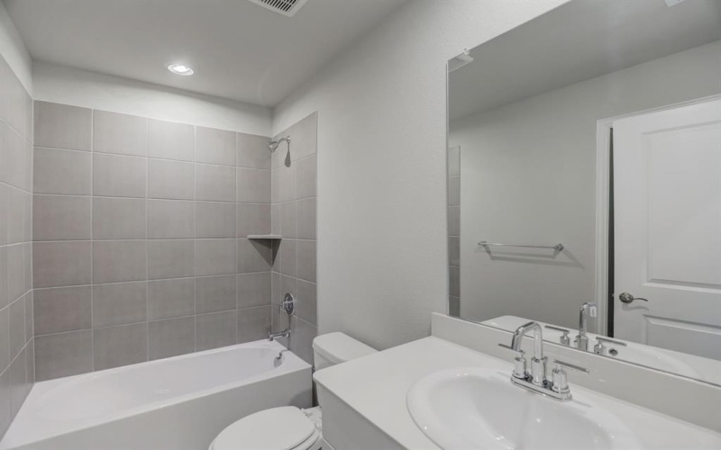 514 Stagg Street, McKinney, TX 75069, 4 Bedrooms Bedrooms, ,3 BathroomsBathrooms,Residential,For Sale,514 Stagg Street,20946081