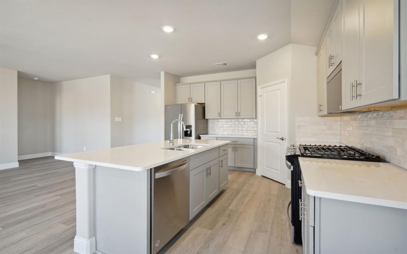 508 Stagg Street, McKinney, TX 75069, 4 Bedrooms Bedrooms, ,3 BathroomsBathrooms,Residential,For Sale,508 Stagg Street,20946087