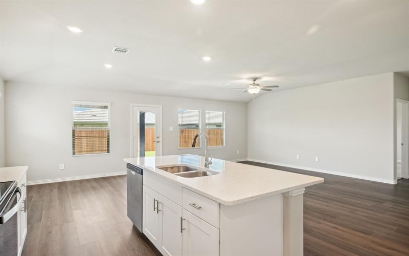 408 Stagg Street, McKinney, TX 75069, 4 Bedrooms Bedrooms, ,3 BathroomsBathrooms,Residential,For Sale,408 Stagg Street,20946088