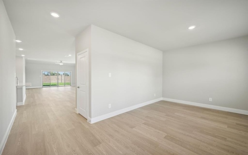 1021 Emberwood Drive, McKinney, TX 75069, 4 Bedrooms Bedrooms, ,3 BathroomsBathrooms,Residential,For Sale,1021 Emberwood Drive,20946093