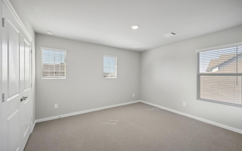 1021 Emberwood Drive, McKinney, TX 75069, 4 Bedrooms Bedrooms, ,3 BathroomsBathrooms,Residential,For Sale,1021 Emberwood Drive,20946093