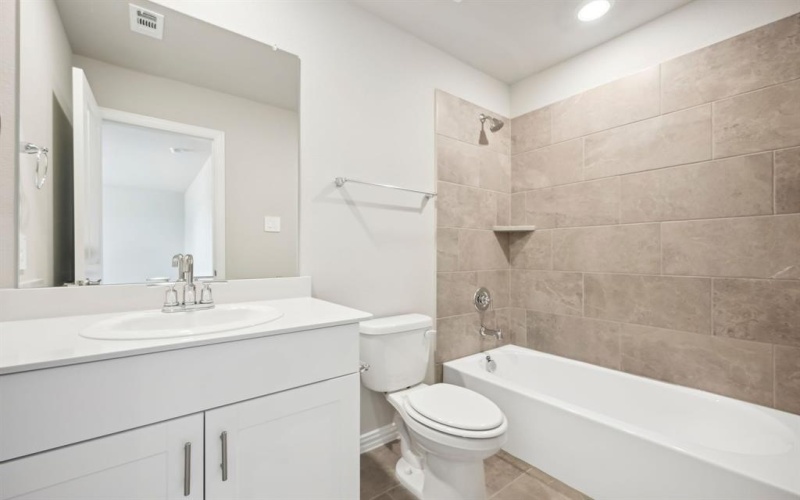 1021 Emberwood Drive, McKinney, TX 75069, 4 Bedrooms Bedrooms, ,3 BathroomsBathrooms,Residential,For Sale,1021 Emberwood Drive,20946093