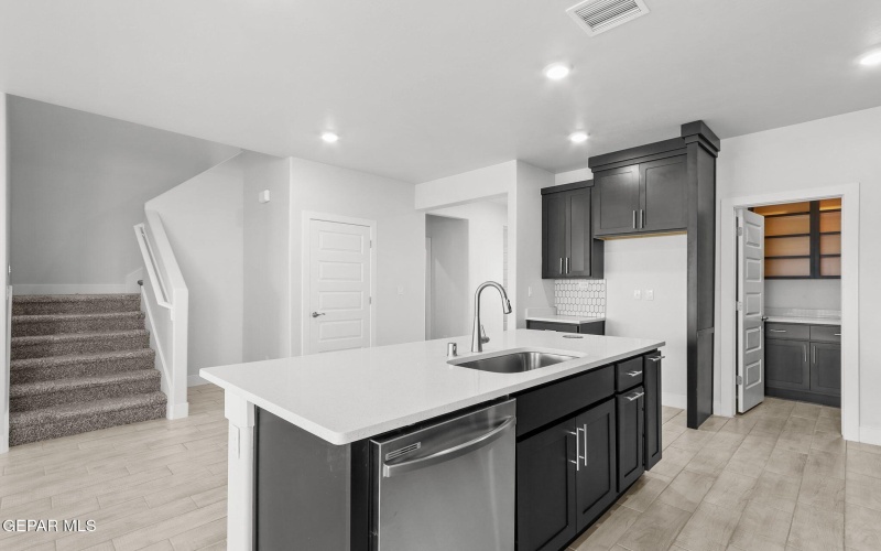 2232 Rocky Terrace Place, El Paso, TX 79911, 4 Bedrooms Bedrooms, ,2 BathroomsBathrooms,Residential,For Sale,2232 Rocky Terrace Place,923358