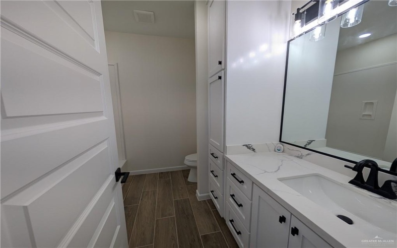 3564 Satelite Street, Edinburg, TX 78542, 3 Bedrooms Bedrooms, ,2 BathroomsBathrooms,Residential,For Sale,3564 Satelite Street,472242