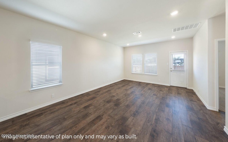 622 14th Street, Wolfforth, TX 79382, 4 Bedrooms Bedrooms, ,2 BathroomsBathrooms,Residential,For Sale,622 14th Street,202555437