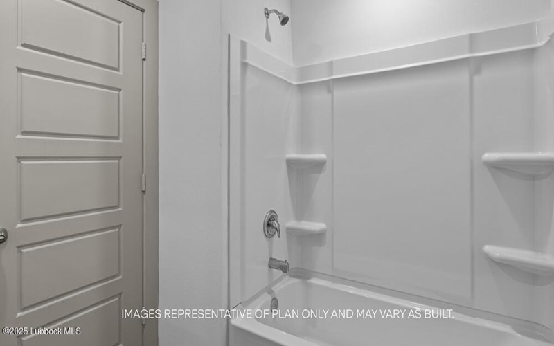 426 14th Street, Wolfforth, TX 79382, 4 Bedrooms Bedrooms, ,2 BathroomsBathrooms,Residential,For Sale,426 14th Street,202555451
