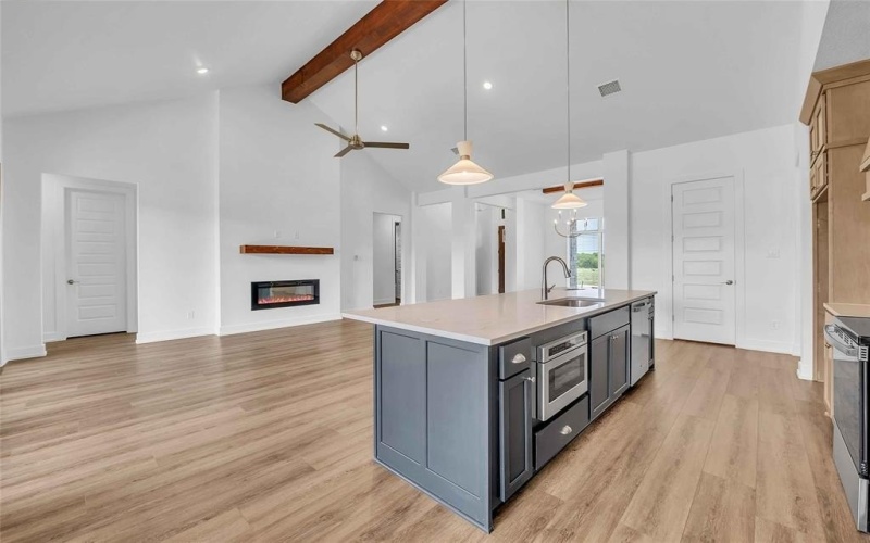 229 Lasso Loop, Lorena, TX 76655, 4 Bedrooms Bedrooms, ,3 BathroomsBathrooms,Residential,For Sale,229 Lasso Loop,20921931