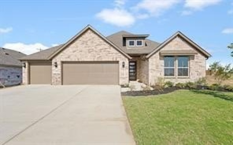 1988 Daybreak Drive, Venus, TX 76084, 3 Habitaciones Habitaciones , ,2 BañosBaños,Residential Lease,En Alquiler,1988 Daybreak Drive,20939016