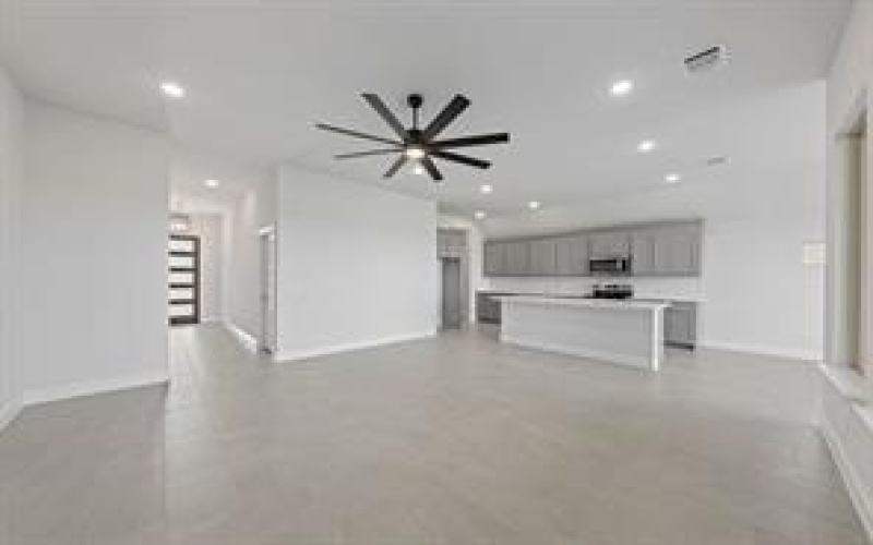 1988 Daybreak Drive, Venus, TX 76084, 3 Habitaciones Habitaciones , ,2 BañosBaños,Residential Lease,En Alquiler,1988 Daybreak Drive,20939016