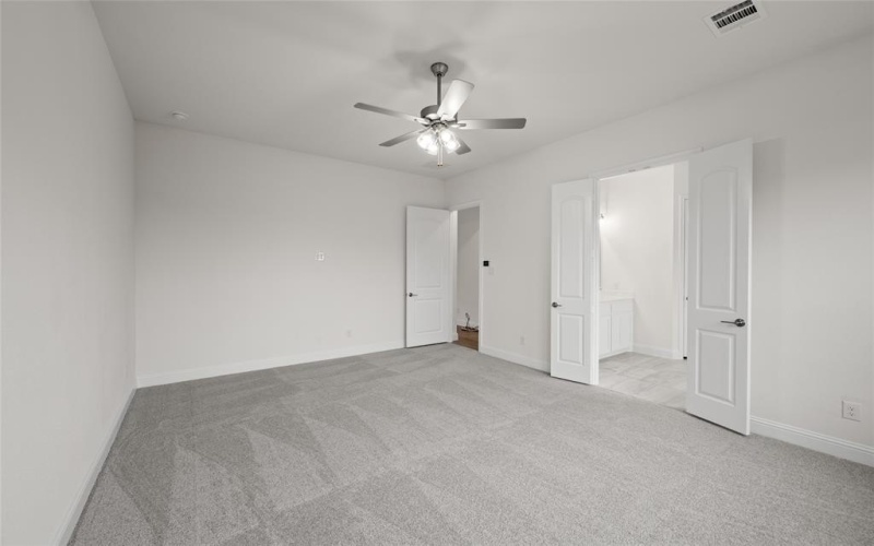 1021 Allegheny Court, Burleson, TX 76028, 4 Habitaciones Habitaciones , ,3 BañosBaños,Residential,En Venta,1021 Allegheny Court,20949535