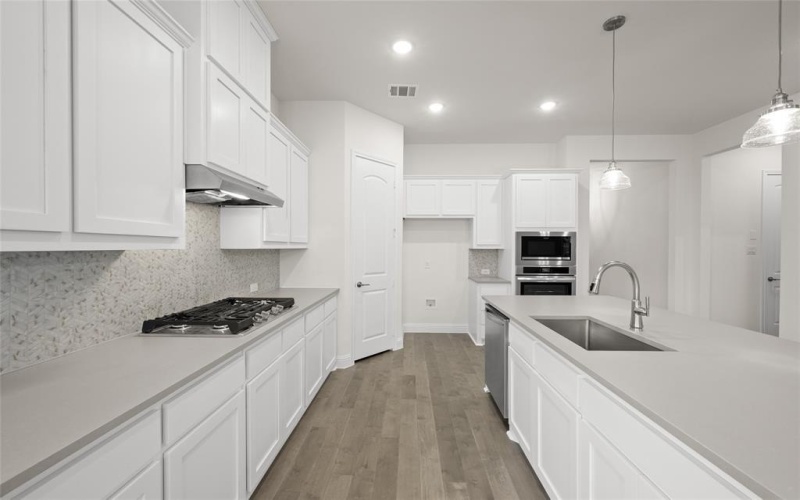 1021 Allegheny Court, Burleson, TX 76028, 4 Habitaciones Habitaciones , ,3 BañosBaños,Residential,En Venta,1021 Allegheny Court,20949535