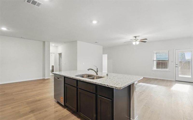 7420 Raynor Place, McKinney, TX 75071, 5 Bedrooms Bedrooms, ,3 BathroomsBathrooms,Residential Lease,For Rent,7420 Raynor Place,20949560