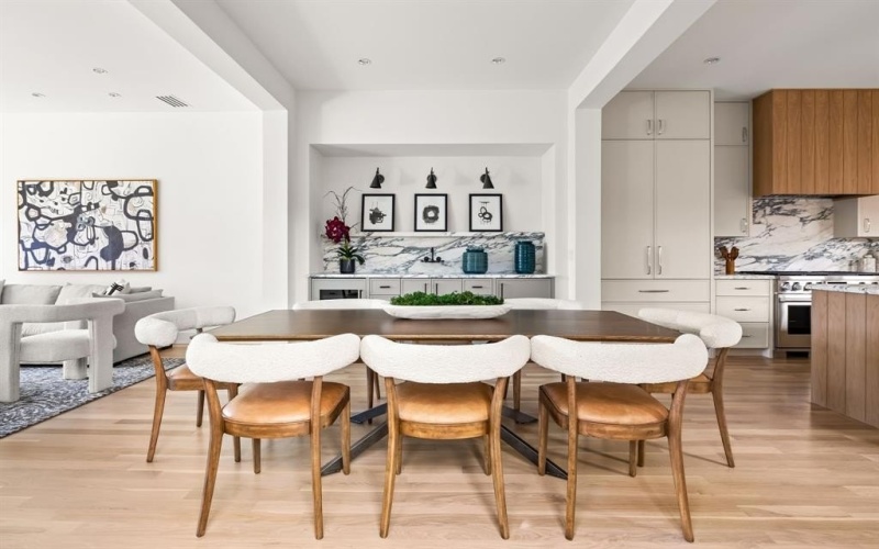 3936 Hawthorne Avenue, Dallas, TX 75219, 3 Habitaciones Habitaciones , ,3 BañosBaños,Residential Lease,En Alquiler,3936 Hawthorne Avenue,20949822
