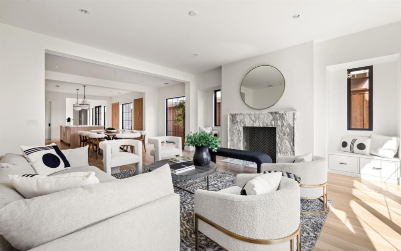 3936 Hawthorne Avenue, Dallas, TX 75219, 3 Habitaciones Habitaciones , ,3 BañosBaños,Residential Lease,En Alquiler,3936 Hawthorne Avenue,20949822