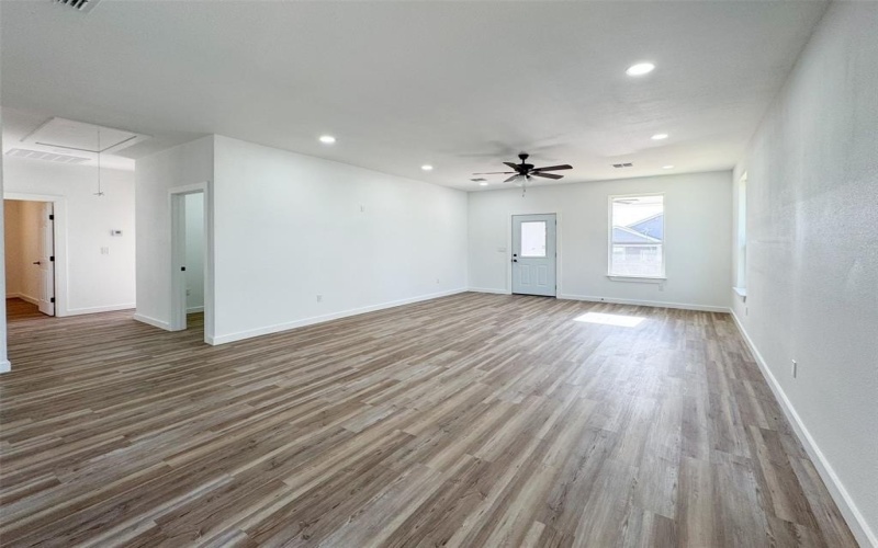4302 Mountain Hollow Drive, Granbury, TX 76048, 3 Bedrooms Bedrooms, ,2 BathroomsBathrooms,Residential Lease,For Rent,4302 Mountain Hollow Drive,20950038