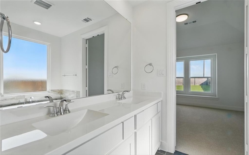 2403 Carpano Lane, McLendon Chisholm, TX 75032, 4 Bedrooms Bedrooms, ,5 BathroomsBathrooms,Residential,For Sale,2403 Carpano Lane,20948883