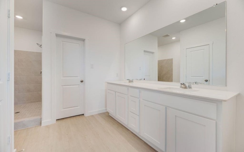 2016 Brackett Pond Road, Forney, TX 75126, 4 Habitaciones Habitaciones , ,2 BañosBaños,Residential,En Venta,2016 Brackett Pond Road,20950183