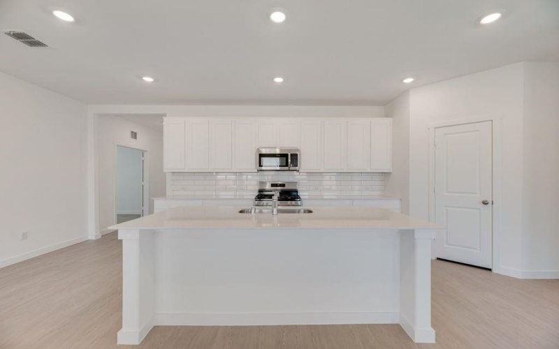 2016 Brackett Pond Road, Forney, TX 75126, 4 Habitaciones Habitaciones , ,2 BañosBaños,Residential,En Venta,2016 Brackett Pond Road,20950183