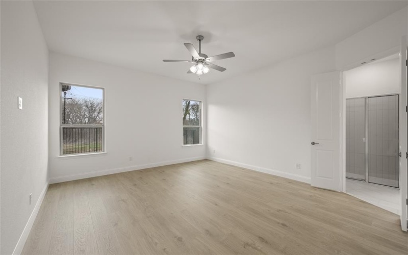 1016 Allegheny Court, Burleson, TX 76028, 5 Habitaciones Habitaciones , ,5 BañosBaños,Residential,En Venta,1016 Allegheny Court,20949245