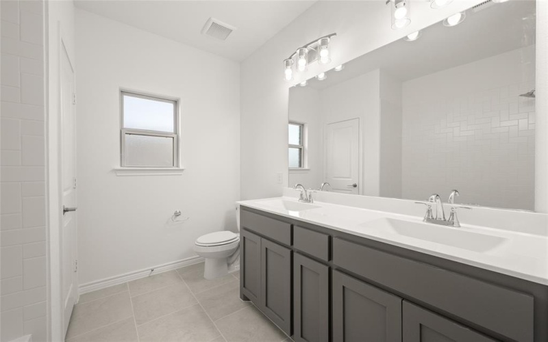 1016 Allegheny Court, Burleson, TX 76028, 5 Habitaciones Habitaciones , ,5 BañosBaños,Residential,En Venta,1016 Allegheny Court,20949245