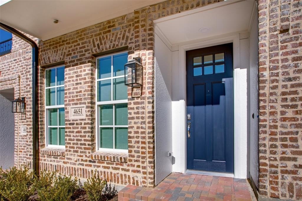 4651 New Water Lane, Dallas, TX 75219, 2 Habitaciones Habitaciones , ,2 BañosBaños,Residential,En Venta,4651 New Water Lane,20949322