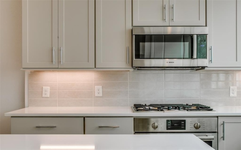 4651 New Water Lane, Dallas, TX 75219, 2 Habitaciones Habitaciones , ,2 BañosBaños,Residential,En Venta,4651 New Water Lane,20949322