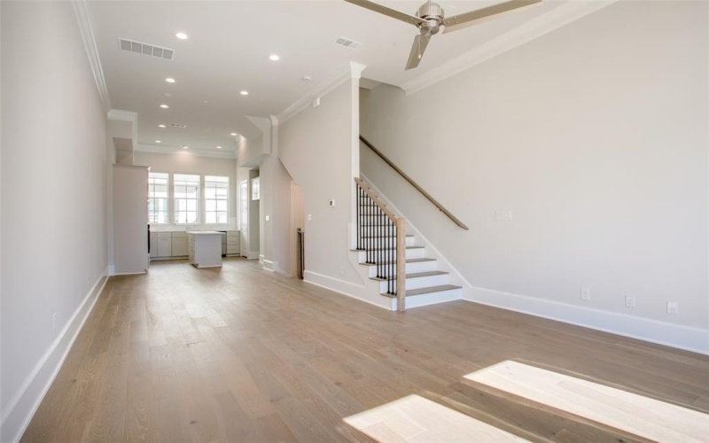4651 New Water Lane, Dallas, TX 75219, 2 Habitaciones Habitaciones , ,2 BañosBaños,Residential,En Venta,4651 New Water Lane,20949322