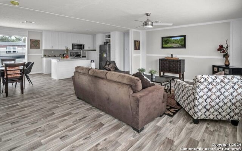 910 Swallows Ln, Seguin, TX 78155, 3 Habitaciones Habitaciones , ,2 BañosBaños,Residential,En Venta,910 Swallows Ln,1814089
