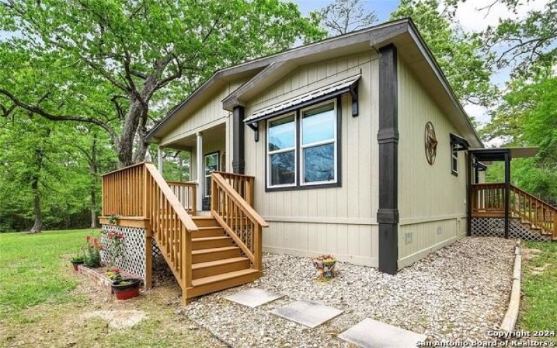 908 Swallows Ln, Seguin, TX 78155, 3 Bedrooms Bedrooms, ,2 BathroomsBathrooms,Residential,For Sale,908 Swallows Ln,1814426
