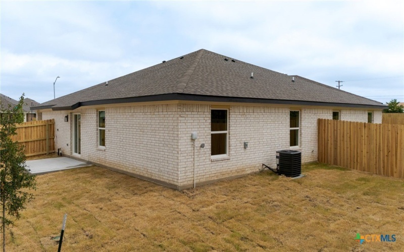 5224 Rose Garden Loop, Killeen, TX 76542, 3 Bedrooms Bedrooms, ,2 BathroomsBathrooms,Residential,For Sale,5224 Rose Garden Loop,581370