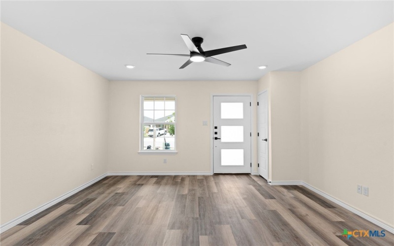 5224 Rose Garden Loop, Killeen, TX 76542, 3 Bedrooms Bedrooms, ,2 BathroomsBathrooms,Residential,For Sale,5224 Rose Garden Loop,581370
