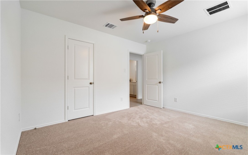 228 TUGBOAT ANNIE Way, Jarrell, TX 76537, 3 Bedrooms Bedrooms, ,2 BathroomsBathrooms,Residential Lease,For Rent,228 TUGBOAT ANNIE Way,581547