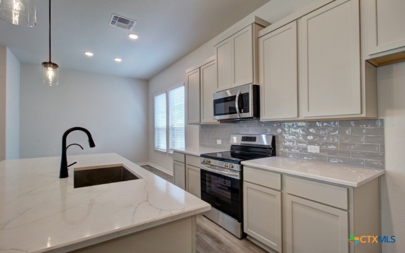 879 Casetta Trail, New Braunfels, TX 78130, 2 Bedrooms Bedrooms, ,2 BathroomsBathrooms,Residential,For Sale,879 Casetta Trail,581582